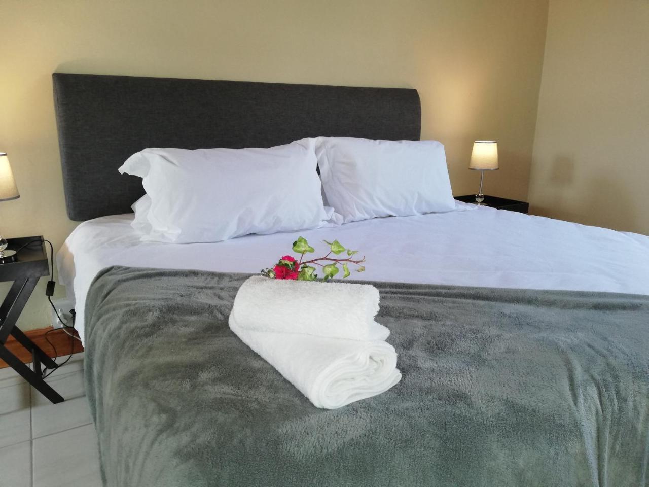 La Maison On 3rd Guesthouse Port Elizabeth Extérieur photo